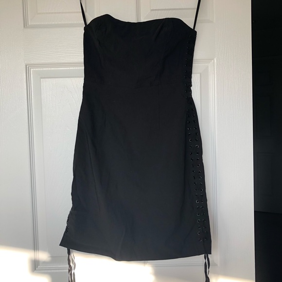 Express Stretch Black Strapless Dress - Picture 1 of 3